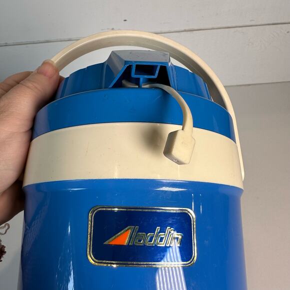 Vintage Aladdin Pump-A-Drink Thermos Blue Plastic Serveware Hot/Cold Camping - Picture 2 of 7